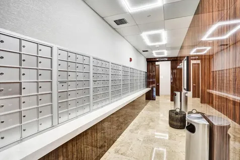 99 SE Mizner Boulevard Boca Raton FL 33432