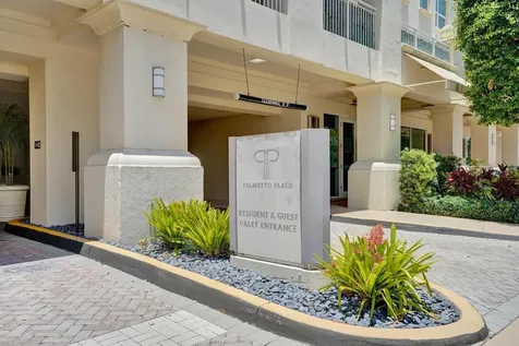 99 SE Mizner Boulevard Boca Raton FL 33432