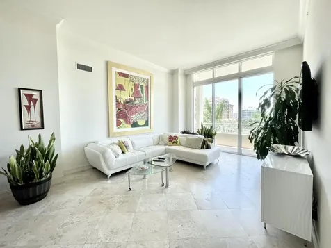 99 SE Mizner Boulevard Boca Raton FL 33432