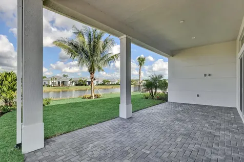 12161 Arbordale Way Palm Beach Gardens FL 33412