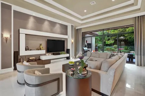 8461 Hawks Gully Avenue Delray Beach FL 33446