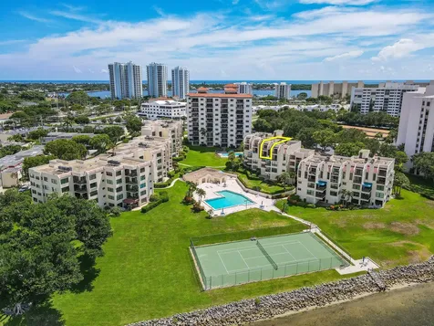 364 Golfview Road North Palm Beach FL 33408