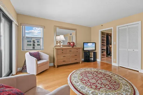 364 Golfview Road North Palm Beach FL 33408