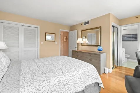 364 Golfview Road North Palm Beach FL 33408
