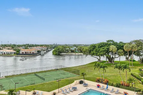 364 Golfview Road North Palm Beach FL 33408