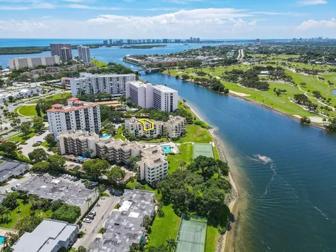 364 Golfview Road North Palm Beach FL 33408