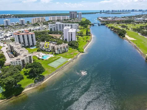 364 Golfview Road North Palm Beach FL 33408