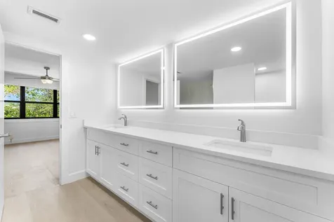 1040 Homewood Boulevard Delray Beach FL 33445