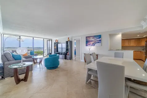 3250 S Ocean Boulevard Palm Beach FL 33480