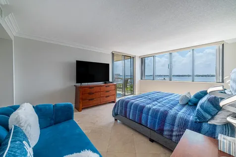 3250 S Ocean Boulevard Palm Beach FL 33480