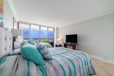 3250 S Ocean Boulevard Palm Beach FL 33480
