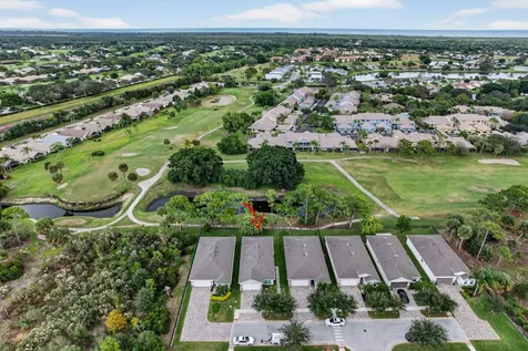 5713 Se Kawana Trail Hobe Sound FL 33455