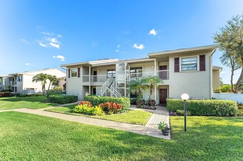 67 Eastgate Drive Boynton Beach FL 33436
