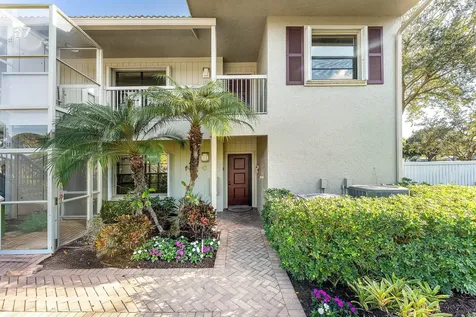 67 Eastgate Drive Boynton Beach FL 33436