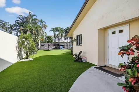 235 Sw 29th Avenue Delray Beach FL 33445