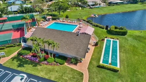 235 Sw 29th Avenue Delray Beach FL 33445
