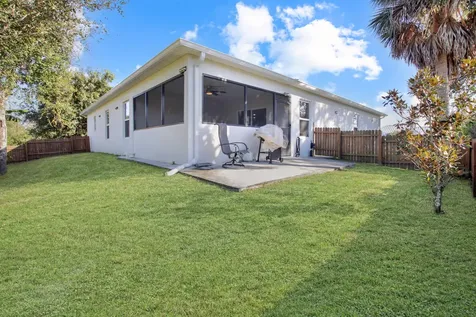 852 Jordan Avenue Sebastian FL 32958