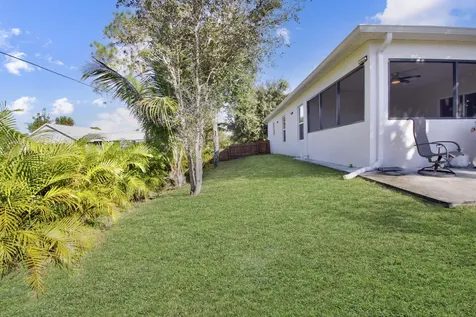 852 Jordan Avenue Sebastian FL 32958
