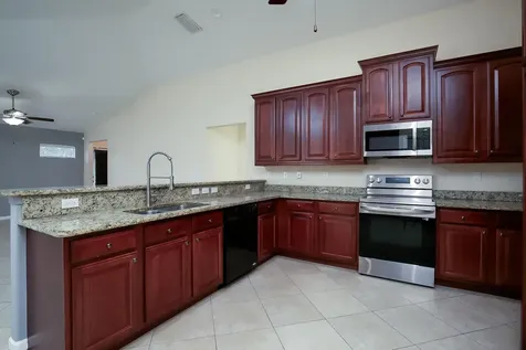 555 Se Nome Drive Port Saint Lucie FL 34984