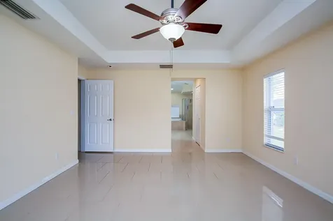 555 Se Nome Drive Port Saint Lucie FL 34984