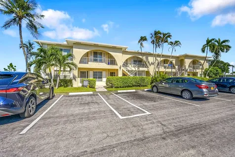 13791 Flora Place Delray Beach FL 33484