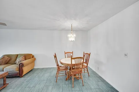 13791 Flora Place Delray Beach FL 33484