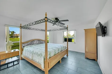 13791 Flora Place Delray Beach FL 33484