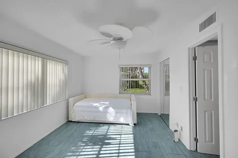 13791 Flora Place Delray Beach FL 33484