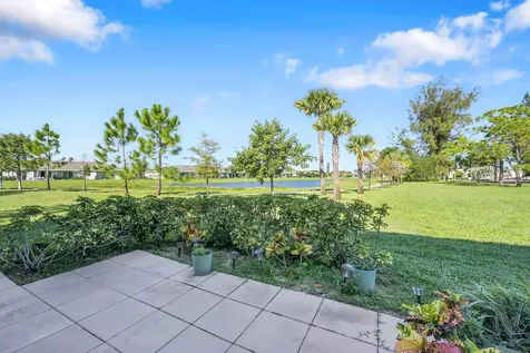 13791 Flora Place Delray Beach FL 33484