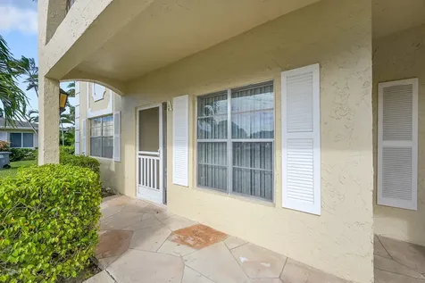 13791 Flora Place Delray Beach FL 33484