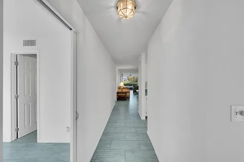 13791 Flora Place Delray Beach FL 33484