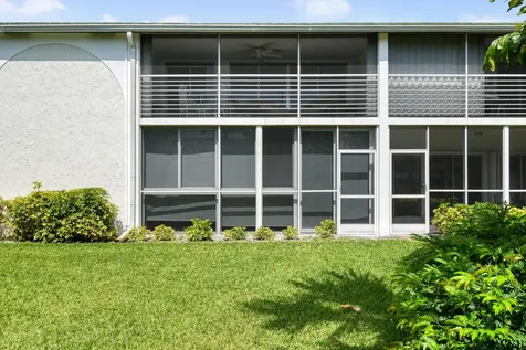 4 Garden Street Tequesta FL 33469