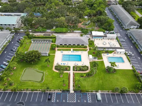 4 Garden Street Tequesta FL 33469