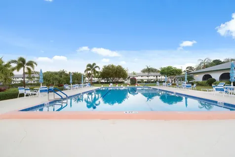 4 Garden Street Tequesta FL 33469