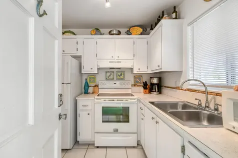 4 Garden Street Tequesta FL 33469
