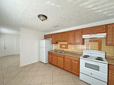 1107 N 21st Street Fort Pierce FL 34950