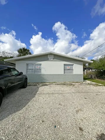 1107 N 21st Street Fort Pierce FL 34950