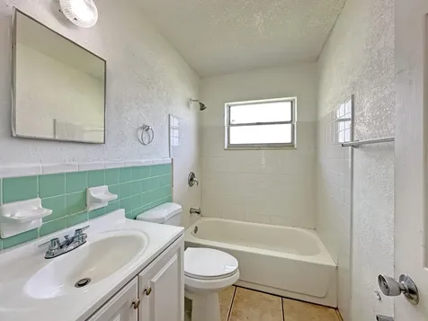 1107 N 21st Street Fort Pierce FL 34950