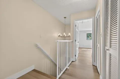 2140 Ne 44th Street Lighthouse Point FL 33064