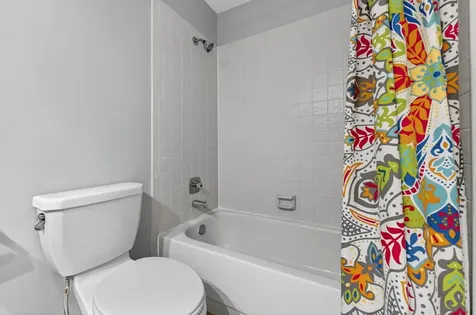 2140 Ne 44th Street Lighthouse Point FL 33064