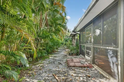 2140 Ne 44th Street Lighthouse Point FL 33064