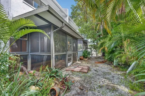 2140 Ne 44th Street Lighthouse Point FL 33064