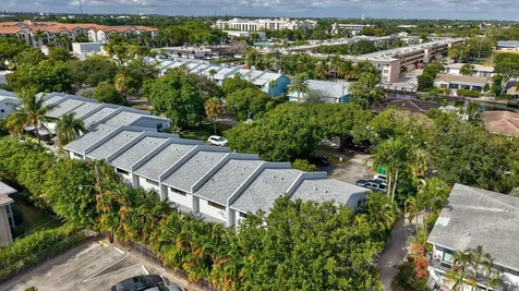 2140 Ne 44th Street Lighthouse Point FL 33064
