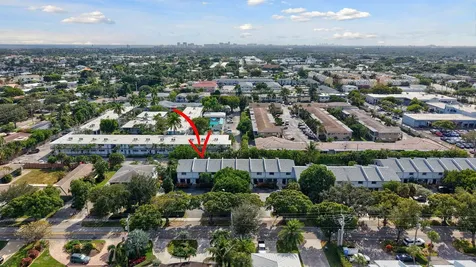 2140 Ne 44th Street Lighthouse Point FL 33064