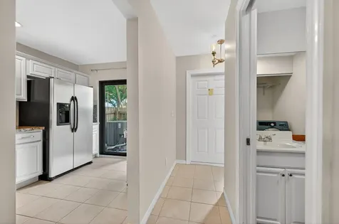 2140 Ne 44th Street Lighthouse Point FL 33064