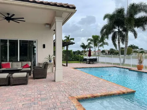 Wellington FL 33449