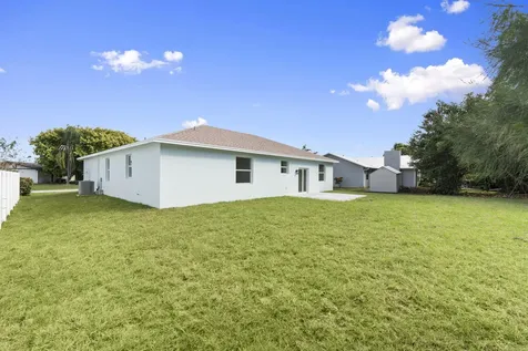 2612 Se Solana Lane Port Saint Lucie FL 34952