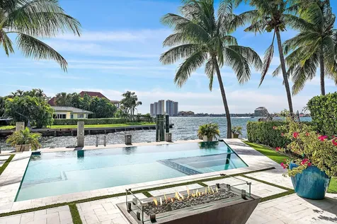 1021 Coral Way Singer Island FL 33404