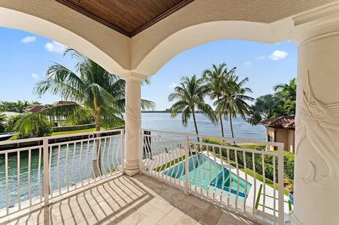 1021 Coral Way Singer Island FL 33404