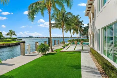 1021 Coral Way Singer Island FL 33404
